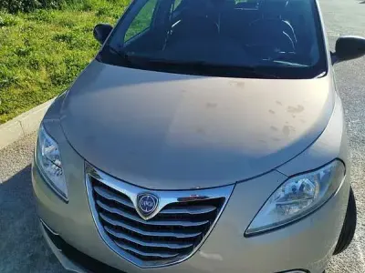 Usata Lancia Ypsilon