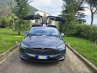 Usata Tesla Model X 244 kW (333 CV) 2016 Grigio SUV