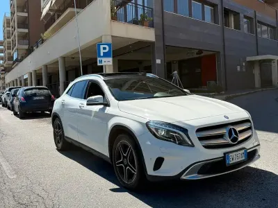 Usata Mercedes GLA220 Premium 170 CV (125 kW) 2015 SUV