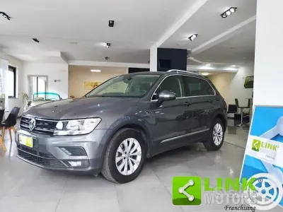 Usado VW Tiguan Sport 150 CV (110 kW) 2020 Gris SUV