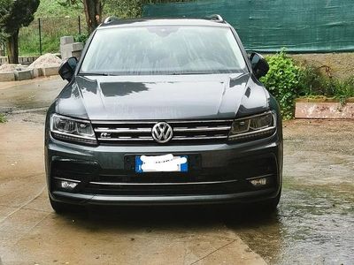 Usata VW Tiguan R-line 150 CV (110 kW) 2019 Verde SUV