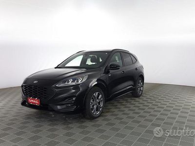 Usata Ford Kuga ST-Line 225 CV (165 kW) 2023 Agate black SUV