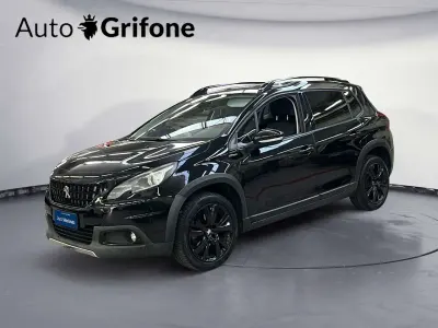 Usata Peugeot 2008 GT-line 120 CV (88 kW) 2017 Nero SUV