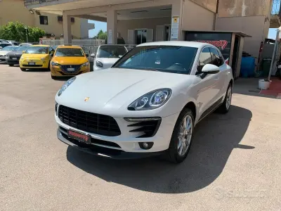 Usata Porsche Macan 250 CV (183 kW) 2017 Bianco SUV