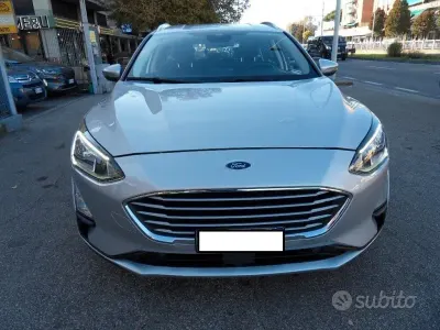 Usata Ford Focus Business Edition 120 CV (88 kW) 2020 Grigio Station wagon