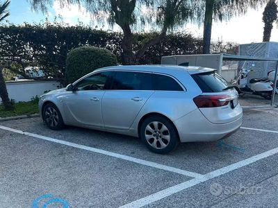 Usata Opel Insignia 220 CV (161 kW) 2015 Grigio Station wagon