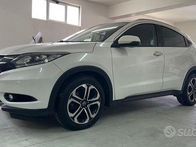 Usata Honda HR-V Executive 120 CV (88 kW) 2017 Bianco SUV