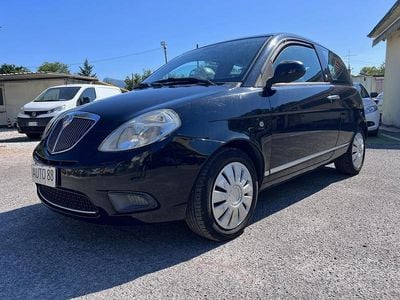 Usata Lancia Ypsilon 77 CV (56 kW) 2010 Nero Utilitaria