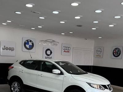 Usata Nissan Qashqai Visia 110 CV (80 kW) 2015 Bianco SUV