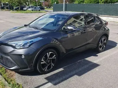 Usata Toyota C-HR