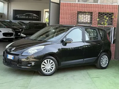 Usata Renault Scénic III Luxe 110 CV (80 kW) 2010 Other Monovolume