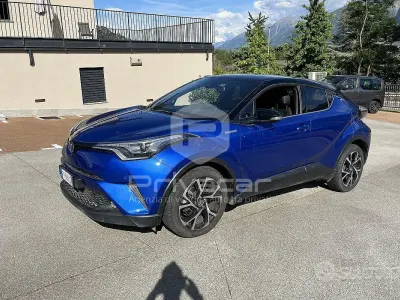 Usata Toyota C-HR Lounge 98 CV (72 kW) 2019 Bluazzurro SUV