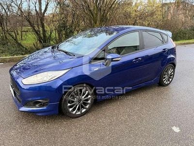 Blu Usata 2017 Ford Fiesta ST-Line Utilitaria | 8490 € (Buon prezzo)