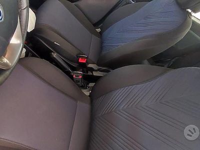Usata Lancia Ypsilon 69 CV (50 kW) 2022 Blu Utilitaria