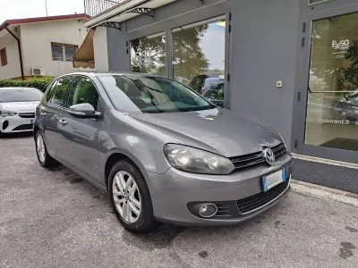 Usata VW Golf VII Highline 140 CV (102 kW) 2012 Grigio Berlina