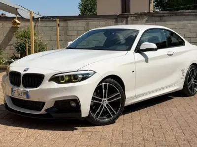 Begagnad BMW 220 M Sport 190 HK (139 kW) 2019 Vit Sportkupé