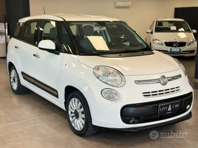 Używany Fiat 500L Living 84 KM (61 kW) 2014 Biały Minivan