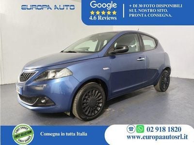Usata Lancia Ypsilon Silver 69 CV (50 kW) 2022 Blu Utilitaria