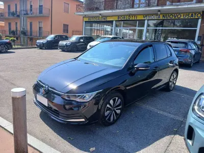 Usata VW Golf VIII Style 131 CV (96 kW) 2023 Nero Berlina