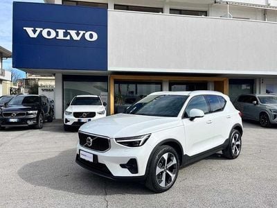 Usata Volvo XC40 Core 163 CV (119 kW) 2025 Bianco SUV