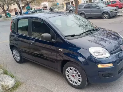 Usata Fiat Panda 69 CV (50 kW) 2021 Blu Utilitaria