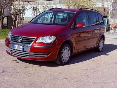 Usata VW Touran Conceptline 109 CV (80 kW) 2007 Rosso Monovolume