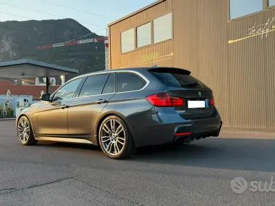 Usata BMW 330 Efficient Dynamics 258 CV (189 kW) 2012 Nero Station wagon