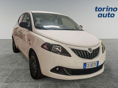 Usata Lancia Ypsilon 70 CV (51 kW) 2024 Bianco Utilitaria