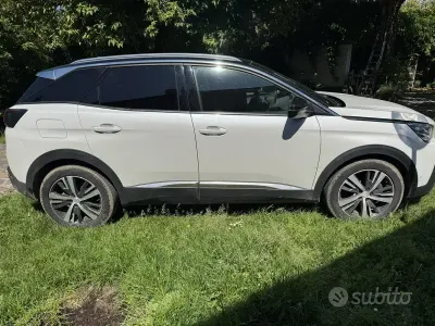 Usata Peugeot 3008 112 CV (82 kW) 2016 Bianco Berlina