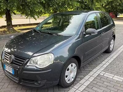 Usata VW Polo Trendline 64 CV (47 kW) 2007 Grigio Utilitaria