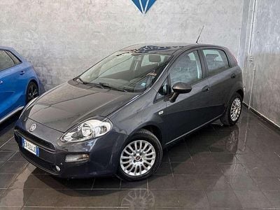 Usata Fiat Punto Lounge 75 CV (55 kW) 2015 Grigio Utilitaria