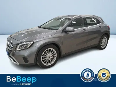 Usata Mercedes GLA180 Executive 122 CV (89 kW) 2018 Grigio SUV
