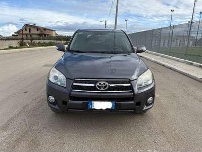 Usata Toyota RAV4 150 CV (110 kW) 2010 SUV