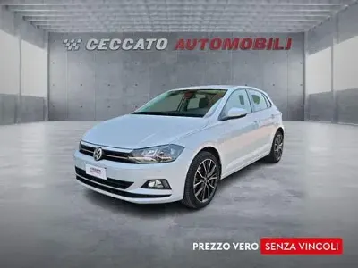 Usata VW Polo Comfortline 95 CV (69 kW) 2020 Argento Utilitaria