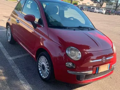Usata Fiat 500 Lounge 100 CV (73 kW) 2011 Rosso Berlina
