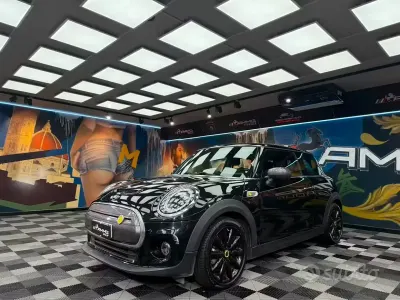 Usata Mini Cooper Coupé 74 kW (101 CV) 2021 Nero Coupé