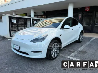 Usata Tesla Model Y Long Range AWD 189 kW (258 CV) 2023 Bianco SUV