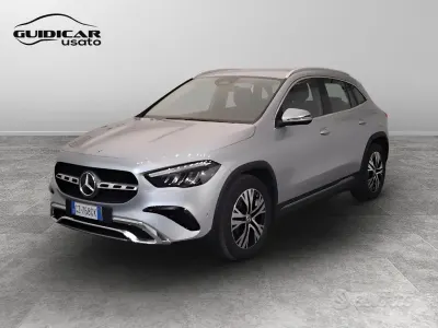 Usata Mercedes GLA180 Advanced 116 CV (85 kW) 2025 Argento SUV