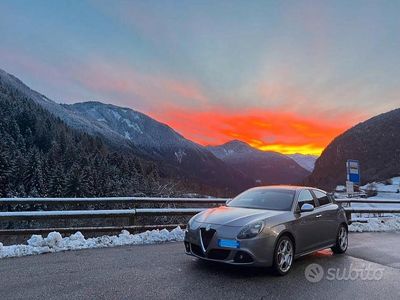 Usata Alfa Romeo Giulietta Distinctive 170 CV (125 kW) 2011 Grigio Berlina