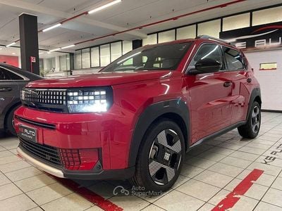 Usata Fiat Grande Panda La Prima 101 CV (74 kW) 2025 Rosso Utilitaria