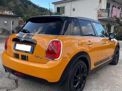 Begagnad Mini Cooper 136 HK (100 kW) 2015 Halvkombi