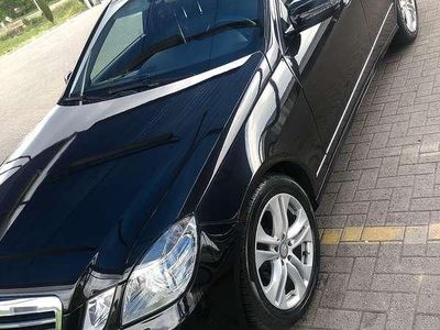 Usado Mercedes E220 Avantgarde 170 CV (125 kW) 2013 Berlina