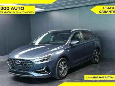 Usata Hyundai i30 Prime 120 CV (88 kW) 2022 Grigio scuro Station wagon