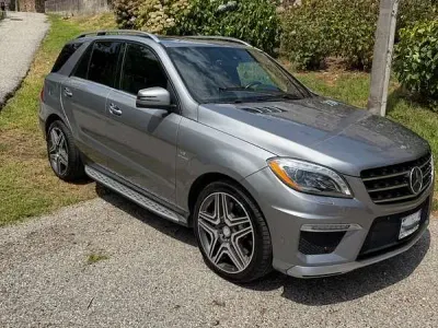 Usata Mercedes ML63 AMG AMG 525 CV (386 kW) 2012 SUV