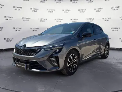 Usata Renault Clio Techno 91 CV (66 kW) 2025 Grigio Utilitaria