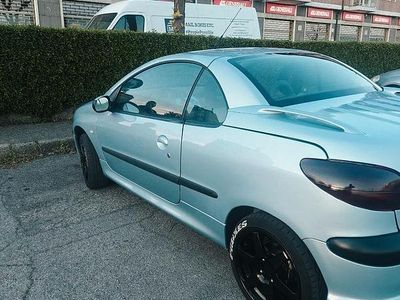 Usata Peugeot 206 CC 109 CV (80 kW) 2001 Blu Cabrio