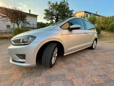 Usata VW Golf Sportsvan 110 CV (80 kW) 2014 Grigio Monovolume