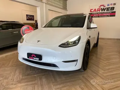 Usata Tesla Model Y Long Range AWD 152 kW (208 CV) 2022 Bianco SUV