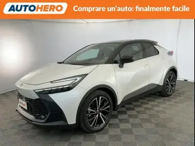 Usata Toyota C-HR Lounge 151 CV (111 kW) 2025 Bianco SUV