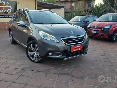 Usata Peugeot 2008 99 CV (72 kW) 2015 Grigio SUV